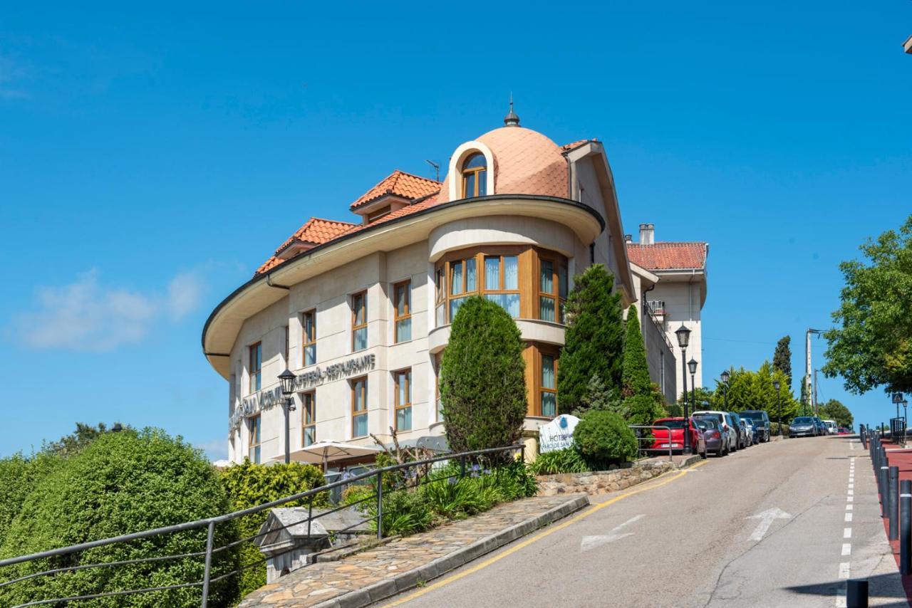Hotel Faro De San Vicente سان بيفينتي ديلا باركيرا المظهر الخارجي الصورة
