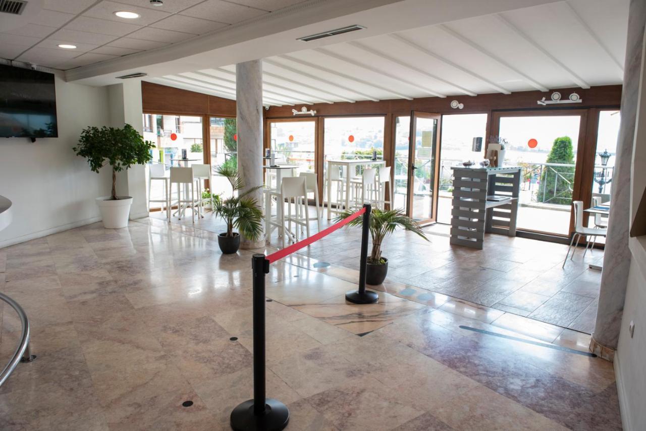 Hotel Faro De San Vicente سان بيفينتي ديلا باركيرا المظهر الخارجي الصورة