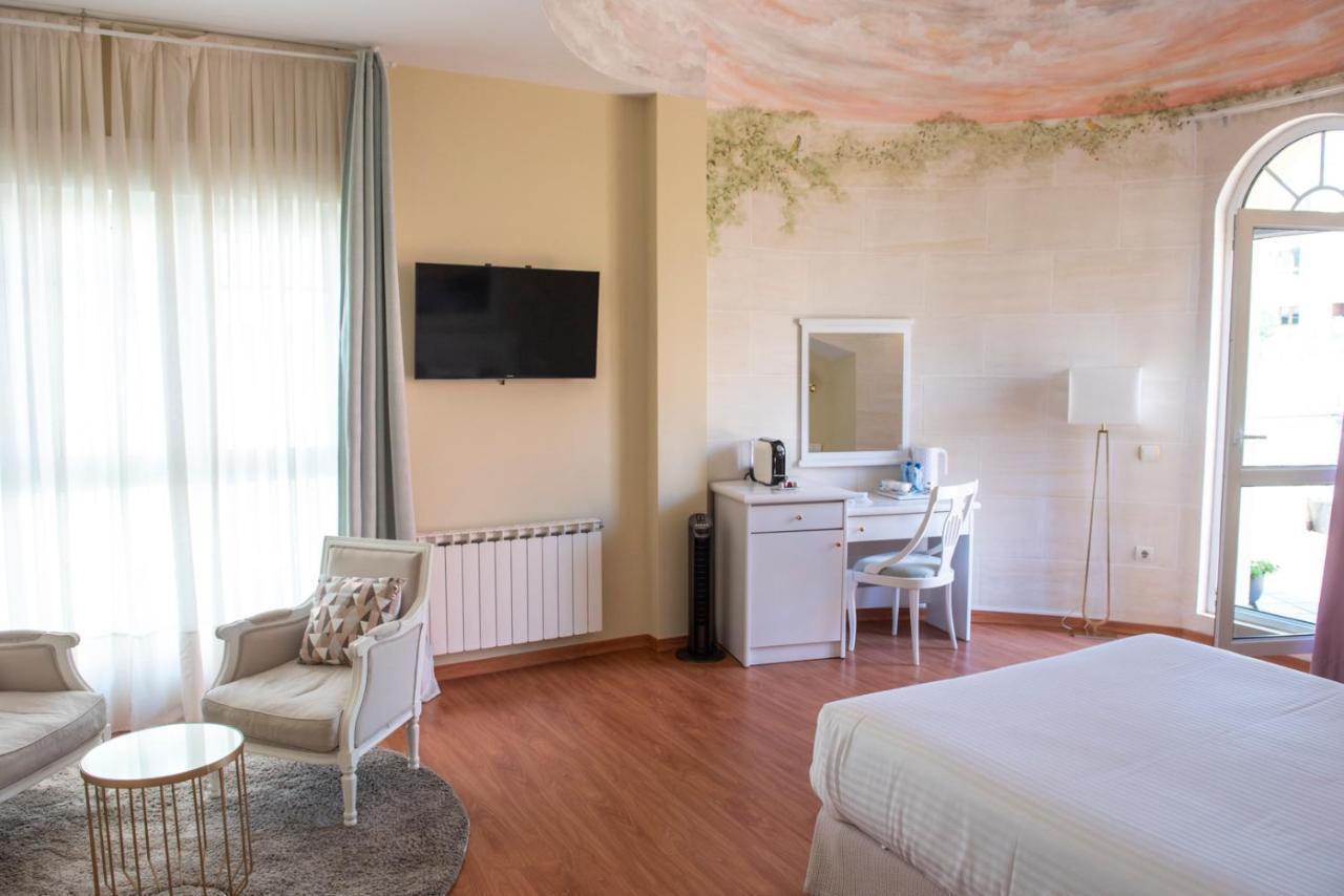 Hotel Faro De San Vicente سان بيفينتي ديلا باركيرا المظهر الخارجي الصورة