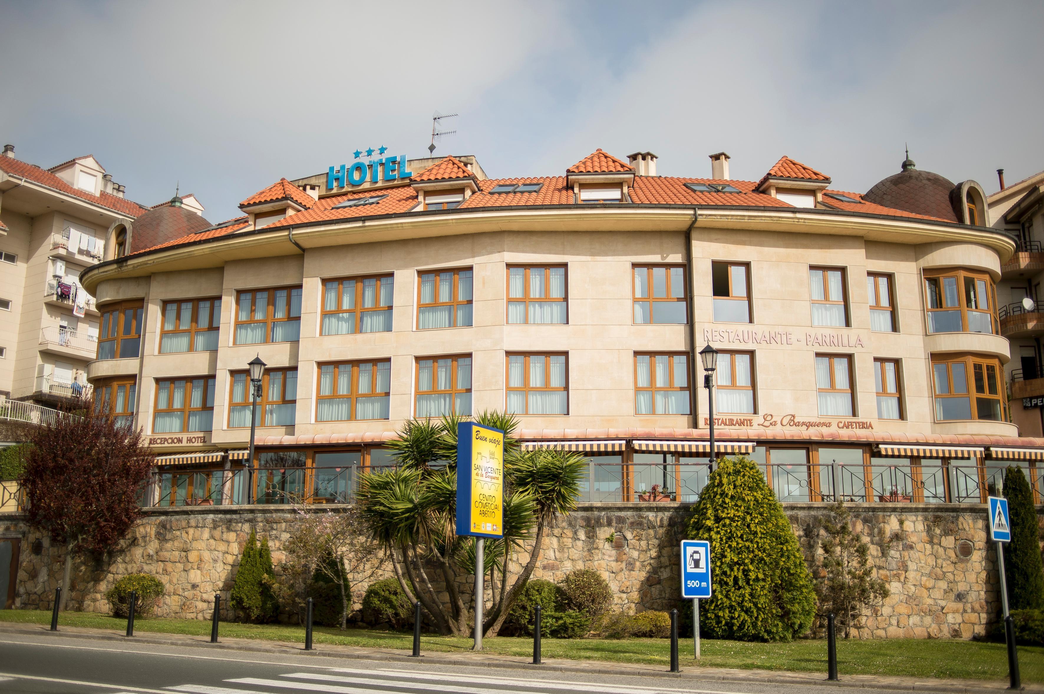 Hotel Faro De San Vicente سان بيفينتي ديلا باركيرا المظهر الخارجي الصورة