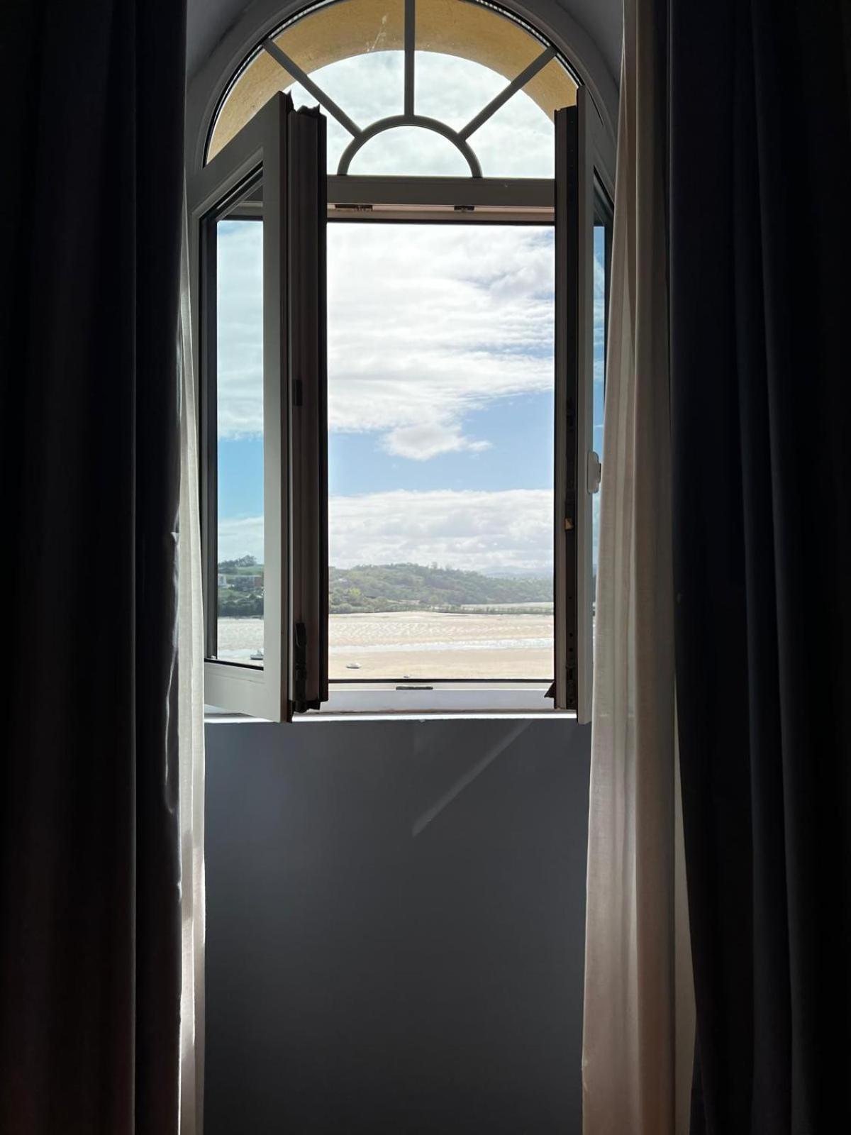 Hotel Faro De San Vicente سان بيفينتي ديلا باركيرا المظهر الخارجي الصورة